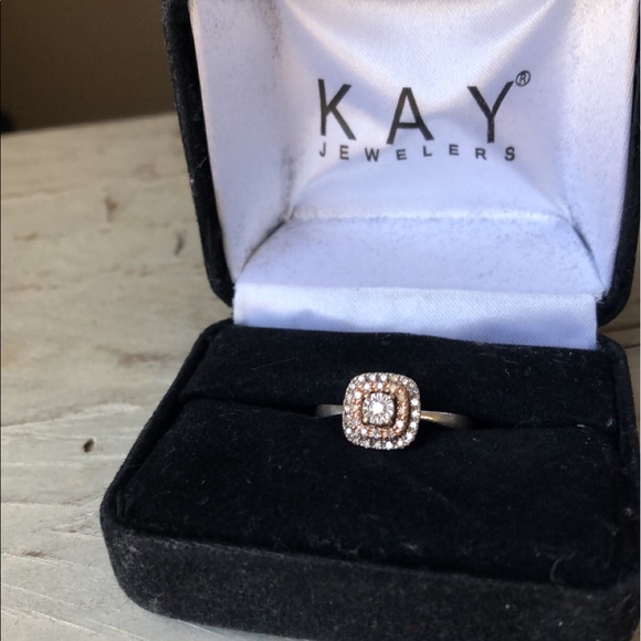 Kay Jewlers Promise Ring - Picture 1 of 6